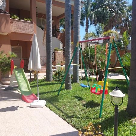 Casa Con Giardino Giacalone Aparthotel Mazara del Vallo Luaran gambar