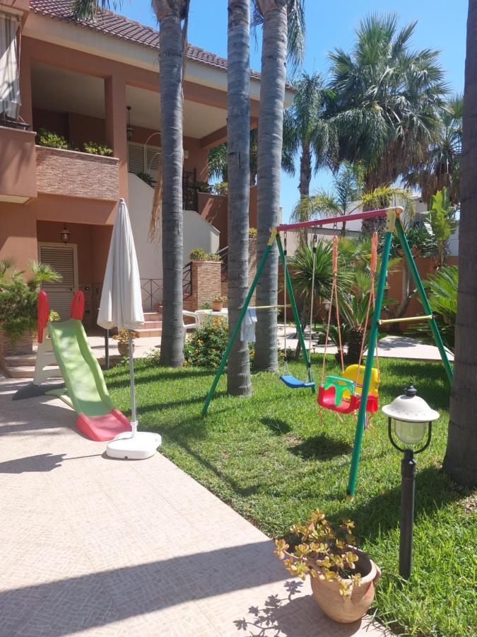 Casa Con Giardino Giacalone Aparthotel Mazara del Vallo Luaran gambar