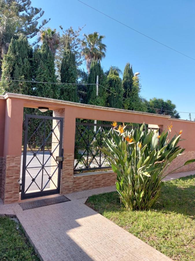 Casa Con Giardino Giacalone Aparthotel Mazara del Vallo Luaran gambar